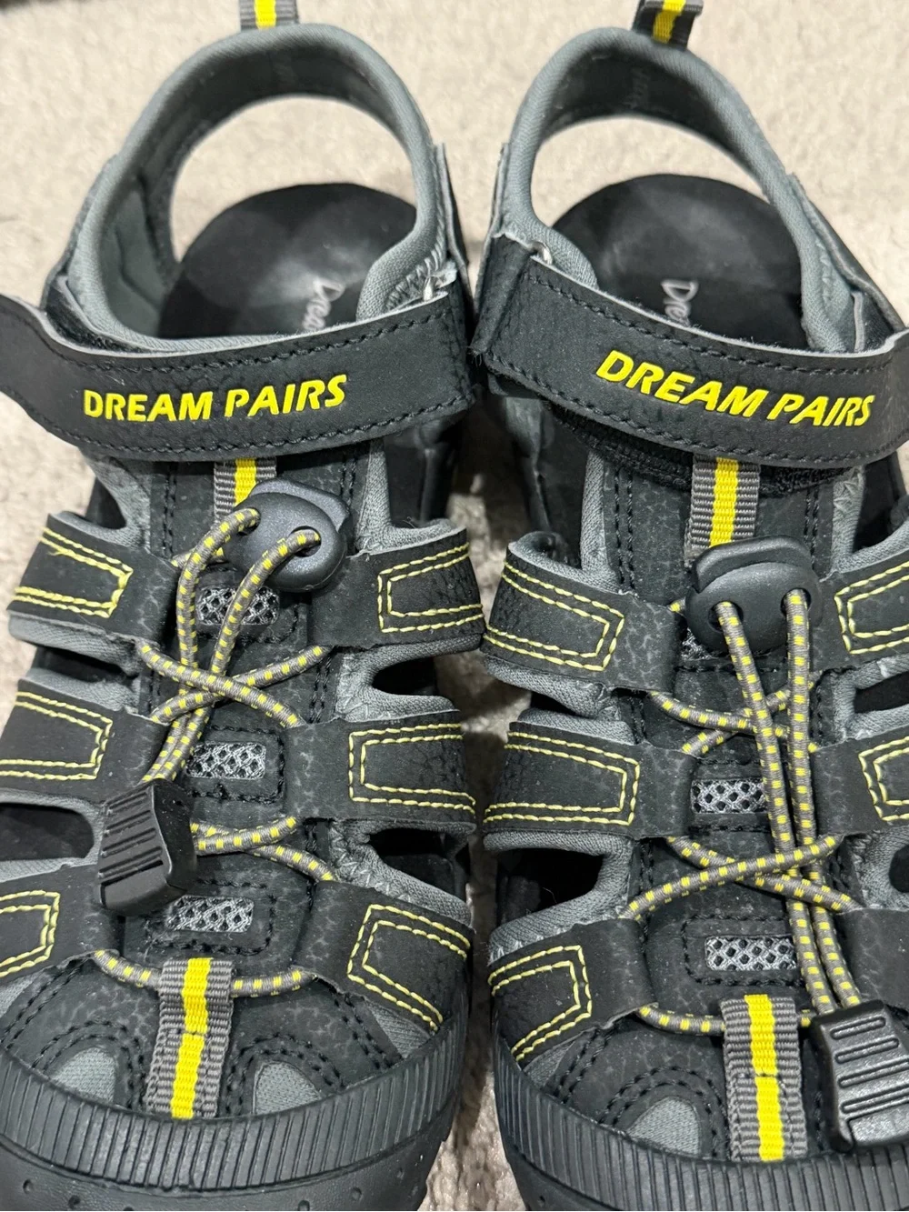 DREAM PAIRS Kids Sport Sandals Size 3 Black Yellow Closed Toe Outdoor Shoes
